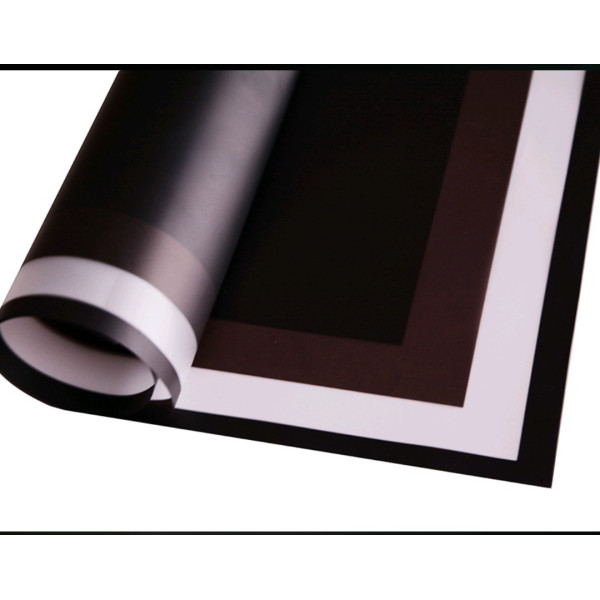 Folia Florystyczna w Arkuszach Mrożona 58 X 58 cm 20 sztuk BLACK