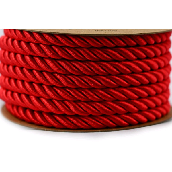 Dekoracyjny Sznurek skręcany 7mm 4,5m RED